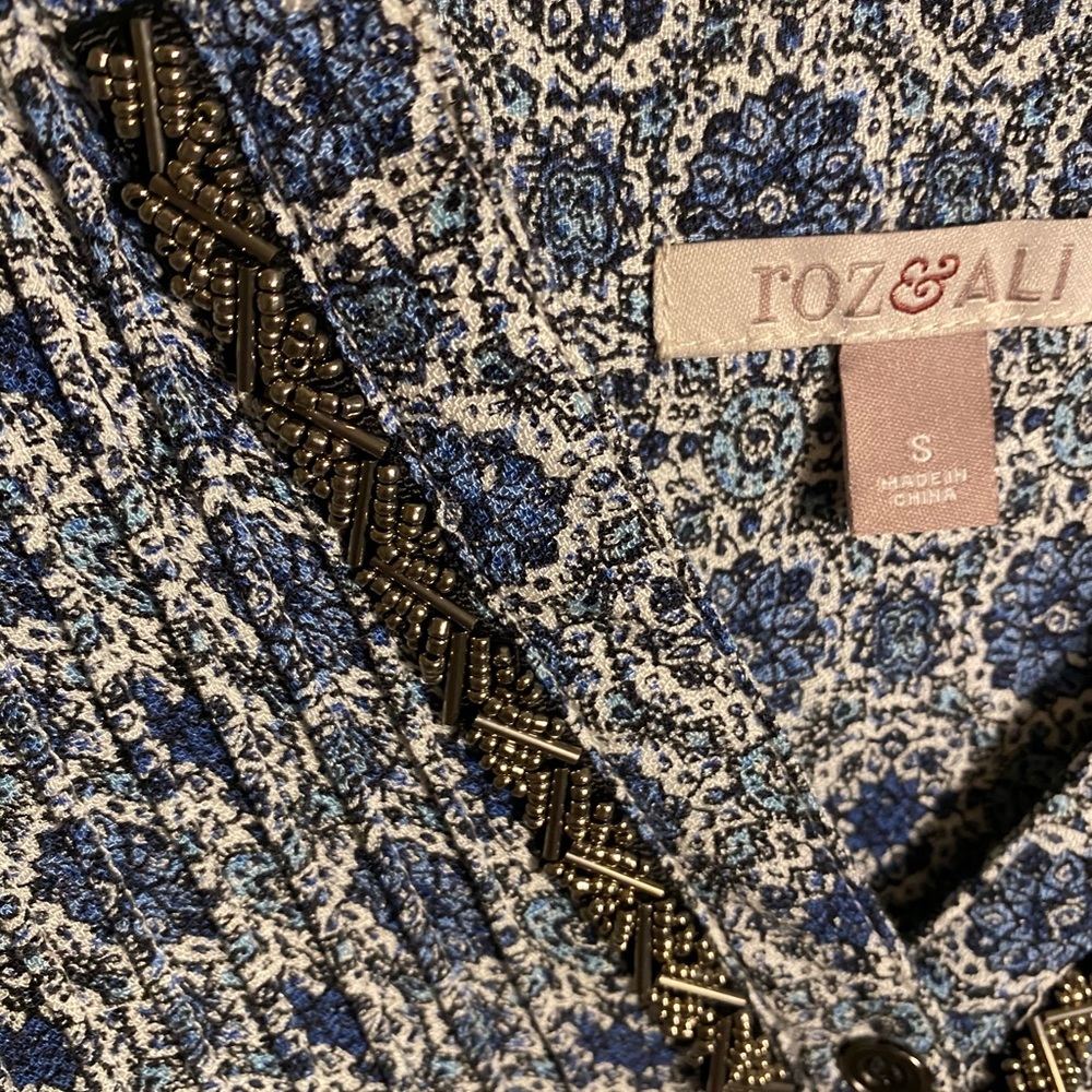 Roz & Ali tunic size small